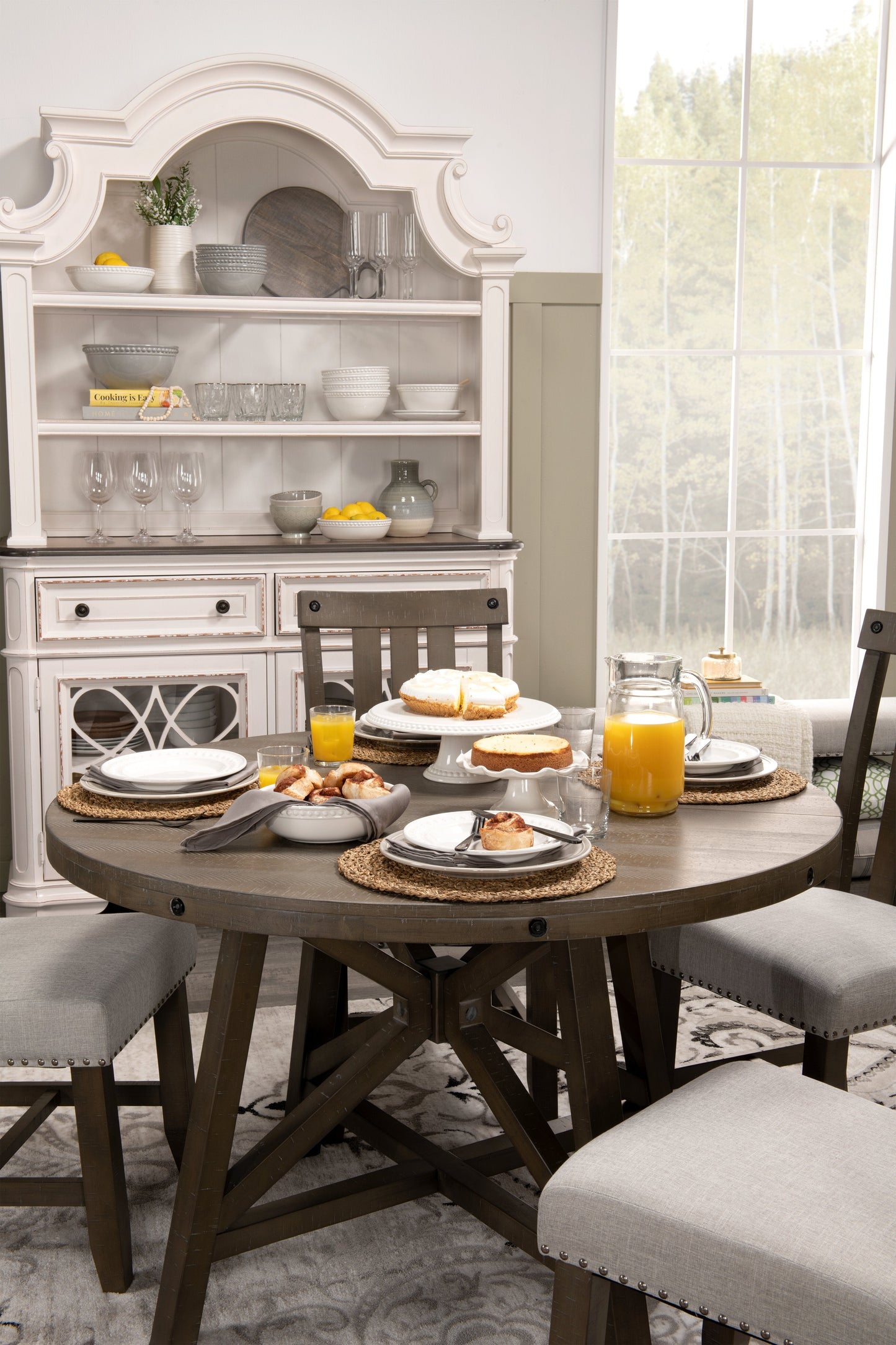 Alto Round Dining Table with 48-66"W Extension, Trestle Base - Grey | Table de salle à manger ronde Alto de 48 po à 66 po avec rallonge et base à tréteaux - grise