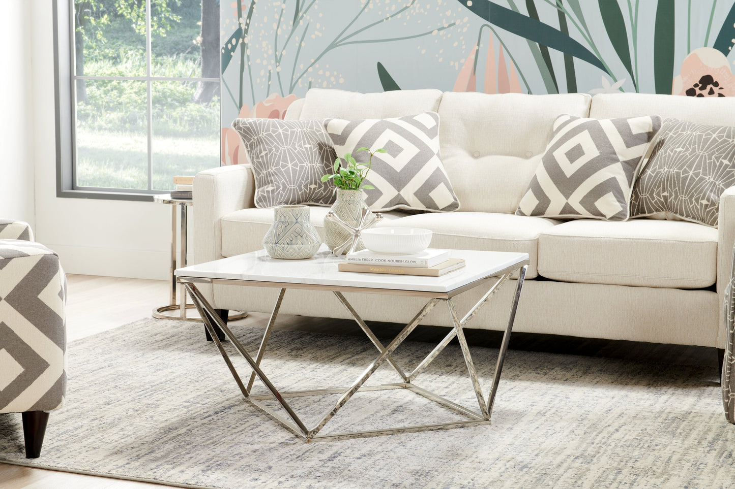 Amanda 31.5" Modern Square Coffee Table - White Marble Top with Chrome Metal Base|Table à café carrée moderne Amanda de 31,5 po - dessus en marbre blanc avec base en métal chromé