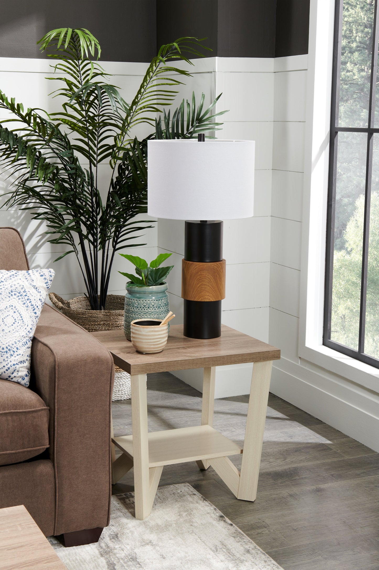 Arika 47.5" Modern 3-Pack Coffee + 2 End Tables with Shelf - Ivory |Ensemble 3 tables modernes Arika de 47,5 po (table à café et 2 tables de bout) avec tablette - ivoire