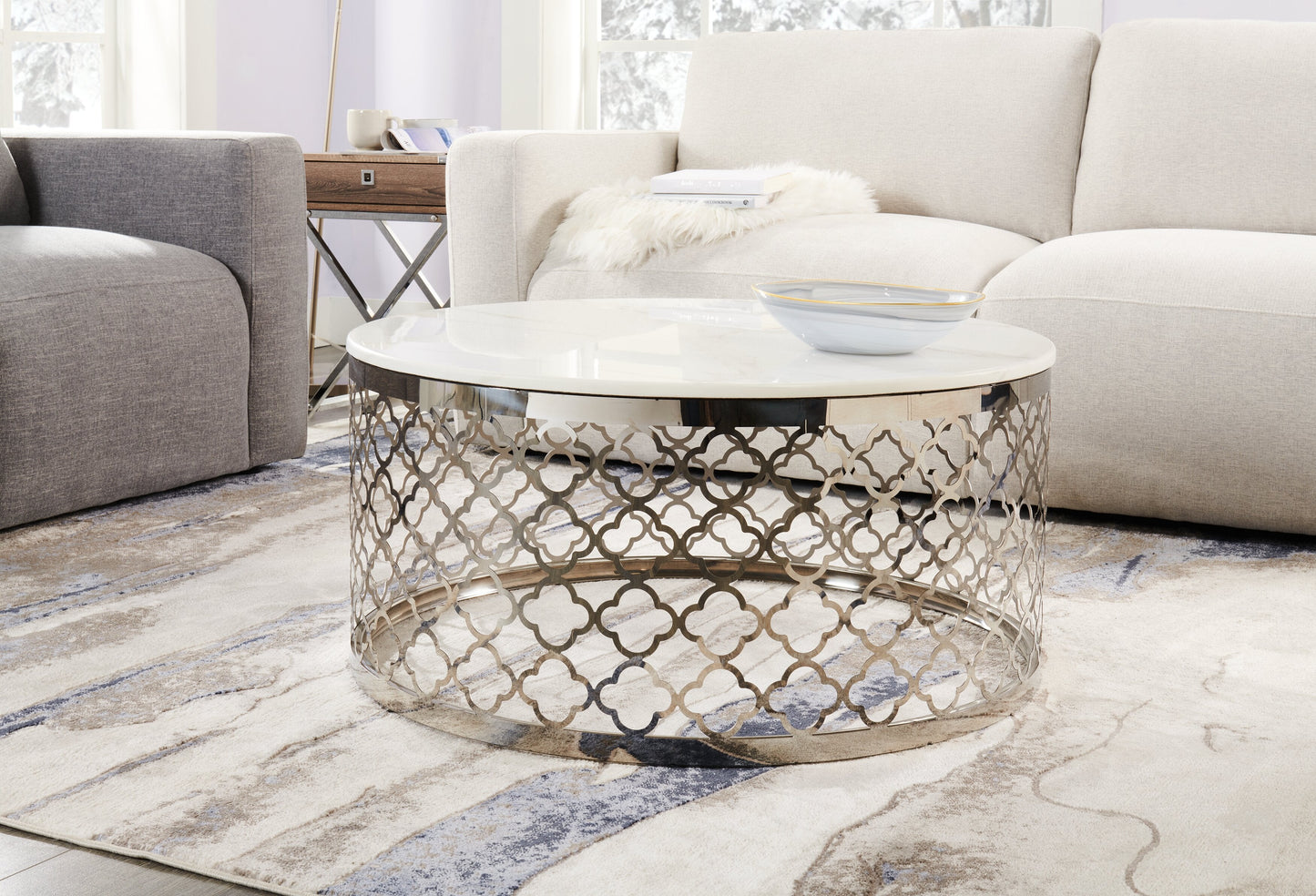 Belle 36" Glam Round Sofa Table - White Marble Top with Stainless Steel Base|Table de salon ronde somptueuse Belle de 36 po - dessus en marbre blanc avec base en acier inoxydable