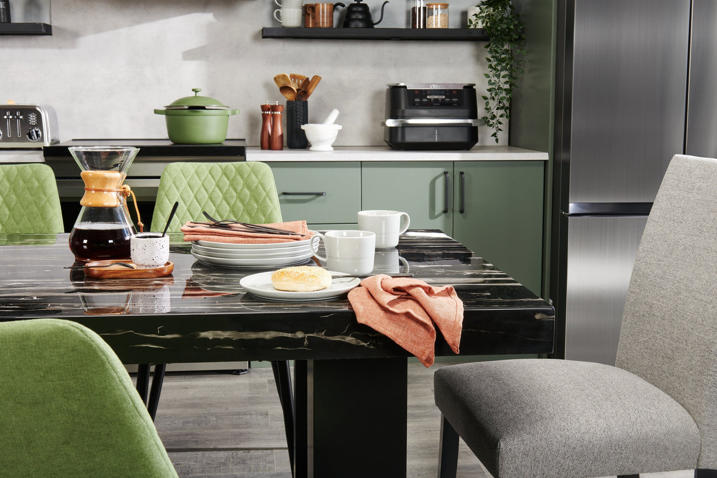 Burk Dining Table with Epoxy Resin Marble-Look Top, 72"W - Black | Table de salle à manger Burk de 72 po (L) avec dessus en résine époxy en imitation de marbre - noire