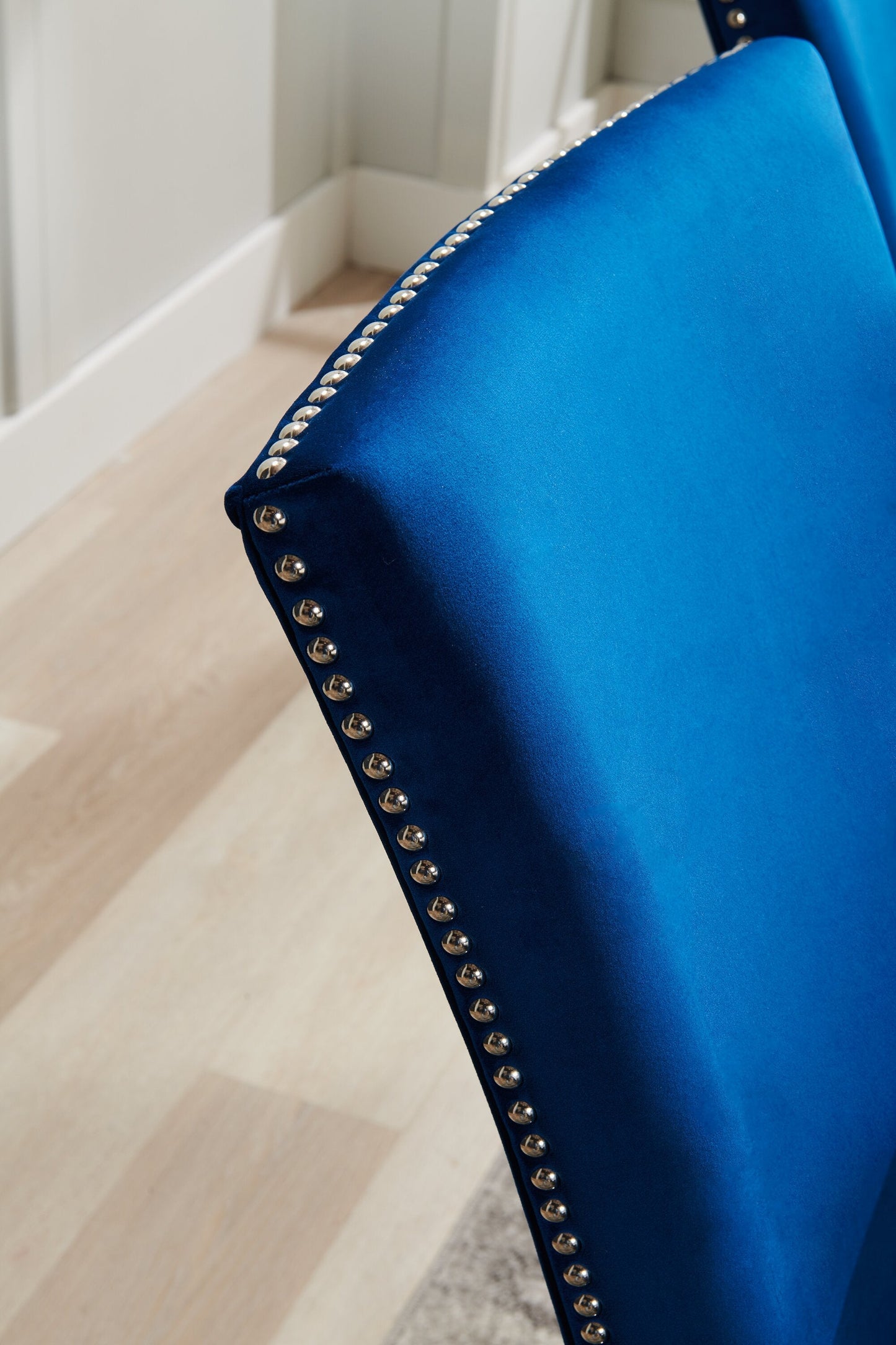 Cami Dining Chair with Velvet Fabric - Blue | Chaise de salle à manger Cami en tissu de velours - bleue