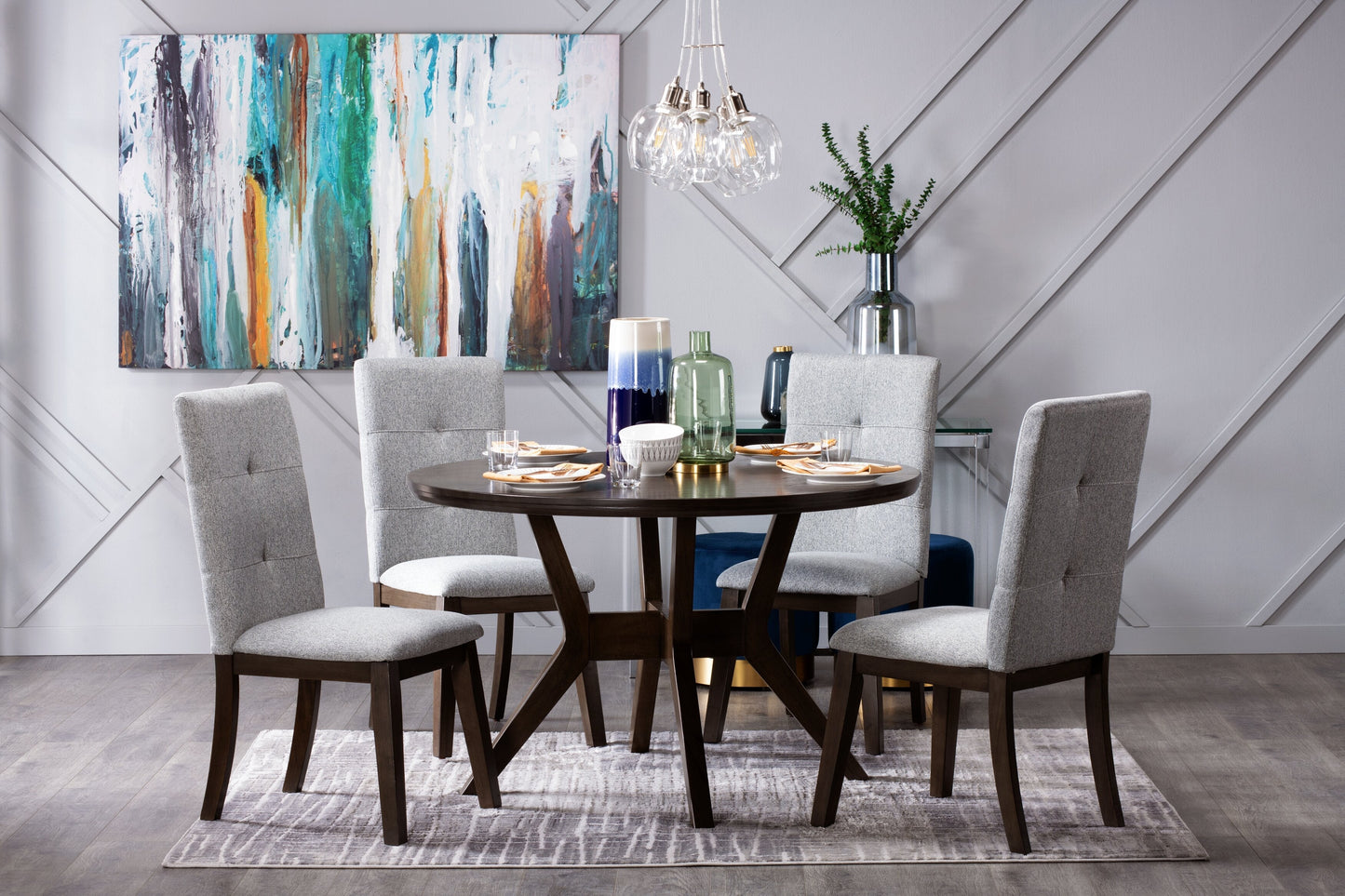 Chelsea Dining Table, 48"W Round - Grey/Brown | Table de salle à manger ronde Chelsea de 48 po (L) - gris-brun