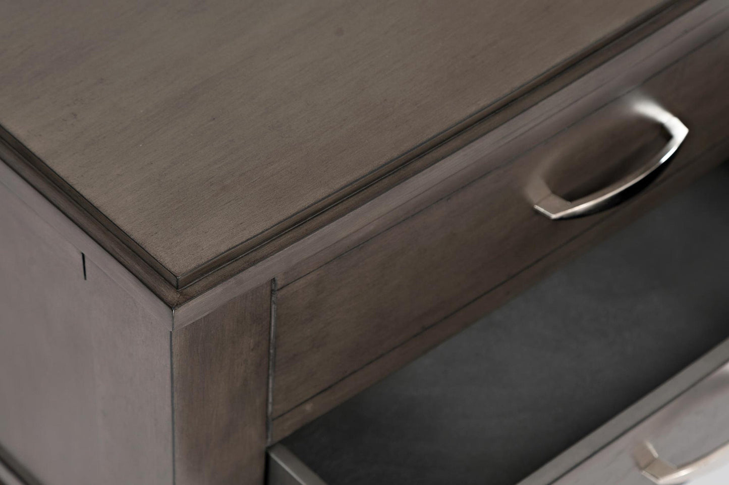 Downtown 48" Modern Lift Top Coffee Table with Storage and Casters - Grey Brown Wood|Table à café moderne Downtown de 48 po avec dessus relevable, rangement et roulettes - bois gris-brun