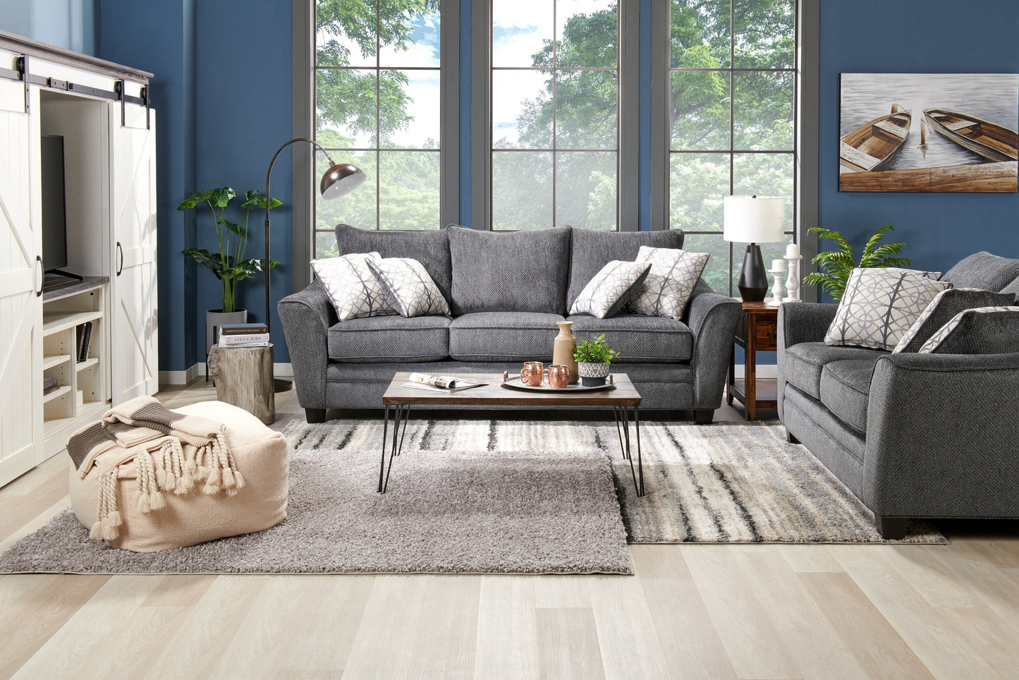Made in Canada Febe 100" Chenille Fabric Sofa with Flared Arms and Accent Pillows - Charcoal Grey | Sofa Febe de 100 po fabriqué au Canada en tissu de chenille avec accoudoirs évasés et coussins décoratifs - gris anthracite