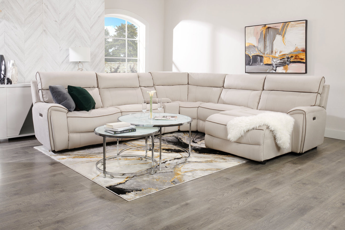 Josie 36" Glam Round Glass Top Nesting Coffee Tables - Grey Marble Look with Metal Legs|Tables à café gigognes rondes somptueuses Josie de 36 po avec dessus en verre - imitation de marbre gris avec pattes en métal