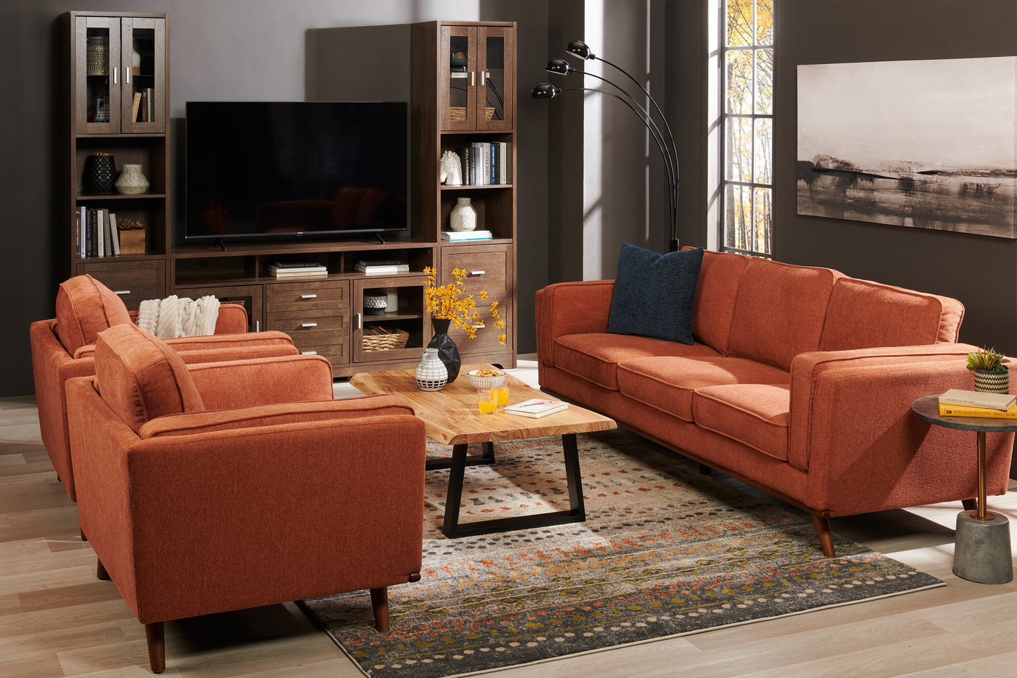 Kort & Co. Kassia 90.6" Linen-Look Fabric Sofa with Wood Base and Legs - Orange | Sofa Kassia de Kort & Co. de 90,6 po en tissu d’apparence lin avec base et pattes en bois - orange