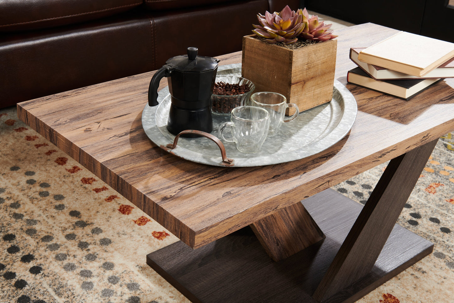Kinsley 43.3" Modern Coffee Table - Dark Brown Wood|Table à café moderne Kinsley de 43,3 po - bois brun foncé