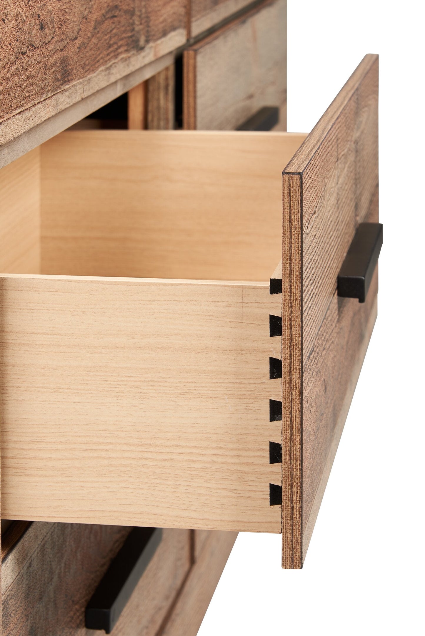 Mojave Bedroom 6-Drawer Dresser, 57.4"W x 37.8"H, Rustic - Natural Brown | Commode rustique Mojave de 57,4 po (L) x 37,8 po (H) à 6 tiroirs pour la chambre à coucher - brun naturel