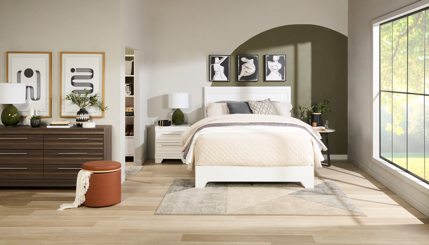Olivia Bedroom 6-Drawer Dresser, 61.3"W x 32.8"H, Made in Canada - Grey | Commode Olivia de 61,3 po (L) x 32,8 po (H) à 6 tiroirs pour la chambre à coucher, fabriquée au Canada - grise
