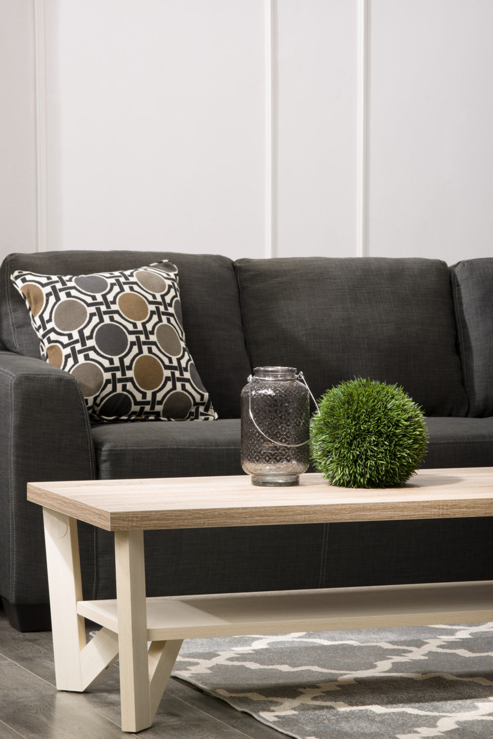 Arika 47.5" Modern 3-Pack Coffee + 2 End Tables with Shelf - Ivory |Ensemble 3 tables modernes Arika de 47,5 po (table à café et 2 tables de bout) avec tablette - ivoire