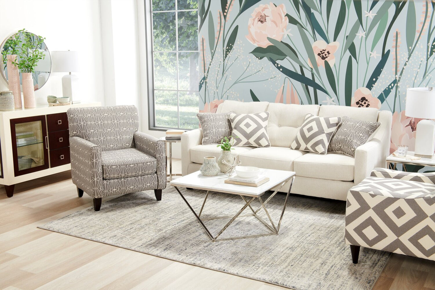 Made in Canada Cindy Crawford Home Kylie 78" Linen-Look Sofa with Wood Legs - Zeus Pearl | Sofa Kylie de Cindy Crawford Home de 78 po fabriqué au Canada en tissu d’apparence lin avec pattes en bois - perle Zeus