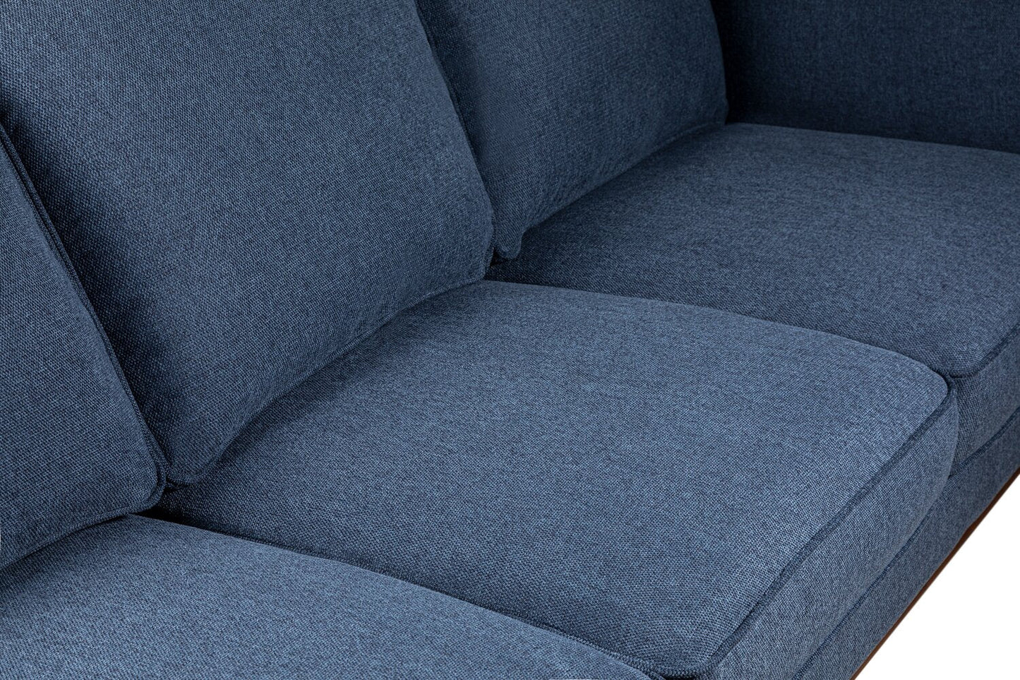 Kort & Co. Kassia 90.6" Linen-Look Fabric Sofa with Wood Base and Legs - Blue | Sofa Kassia de Kort & Co. de 90,6 po en tissu d’apparence lin avec base et pattes en bois - bleu