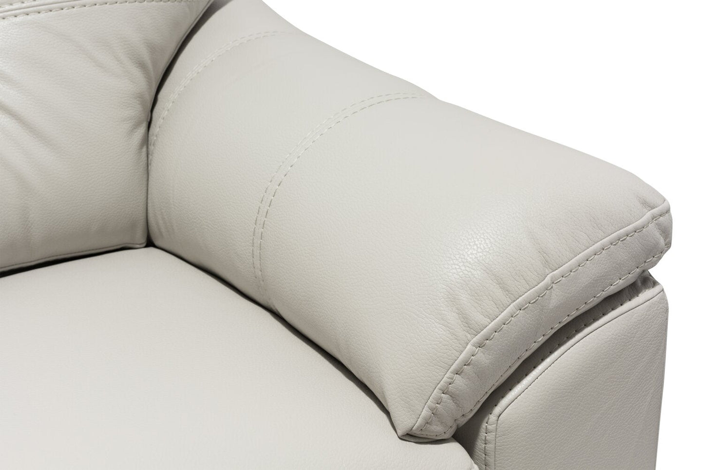 Made in Canada Addison 86" Leather-Look Fabric Sofa with Removable Seat Cushion and Tufting - Beige | Sofa Addison de 86 po fabriqué au Canada en tissu d’apparence cuir avec coussin de siège amovible et capitonnage - beige