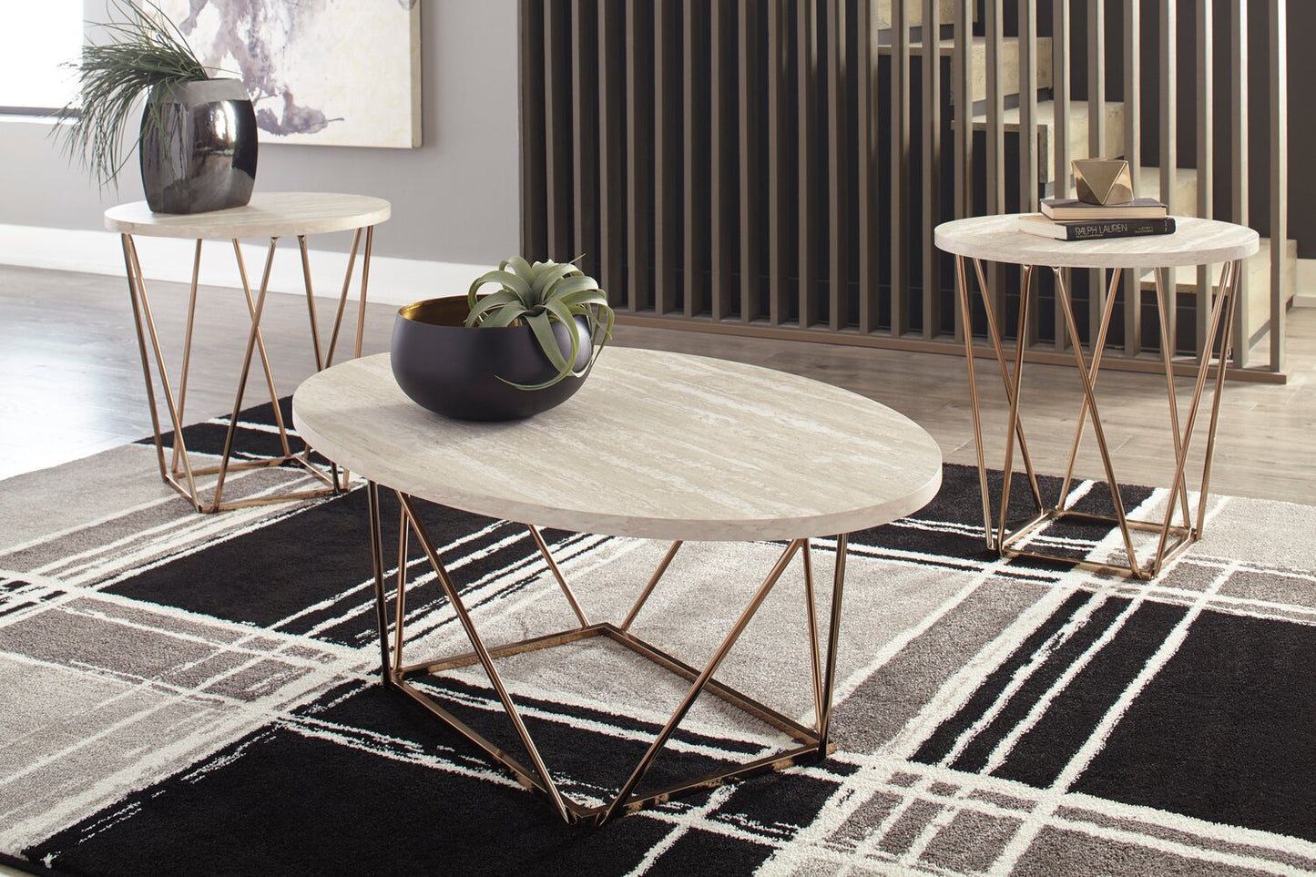 Tarica 47" Modern Oval 3-Pack Coffee + 2 End Tables - Cream and Gold with Metal Legs|Ensemble 3 tables ovales modernes Tarica de 47 po (table à café et 2 tables de bout) - crème et doré avec pattes en métal