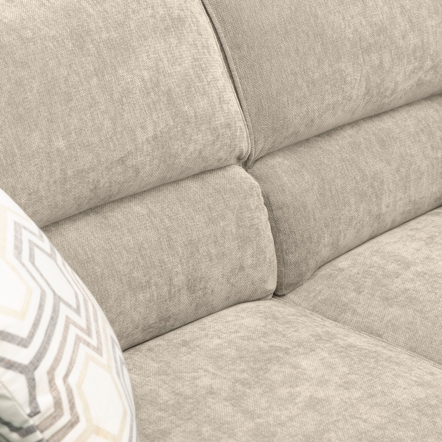 Lyric 88.1" Chenille Fabric Sofa with Reversible Seat Cushions, Accent Pillows and Wood Legs - Taupe | Sofa Lyric de 88,1 po en tissu de chenille avec coussins de siège réversibles, coussins décoratifs et pattes en bois - taupe