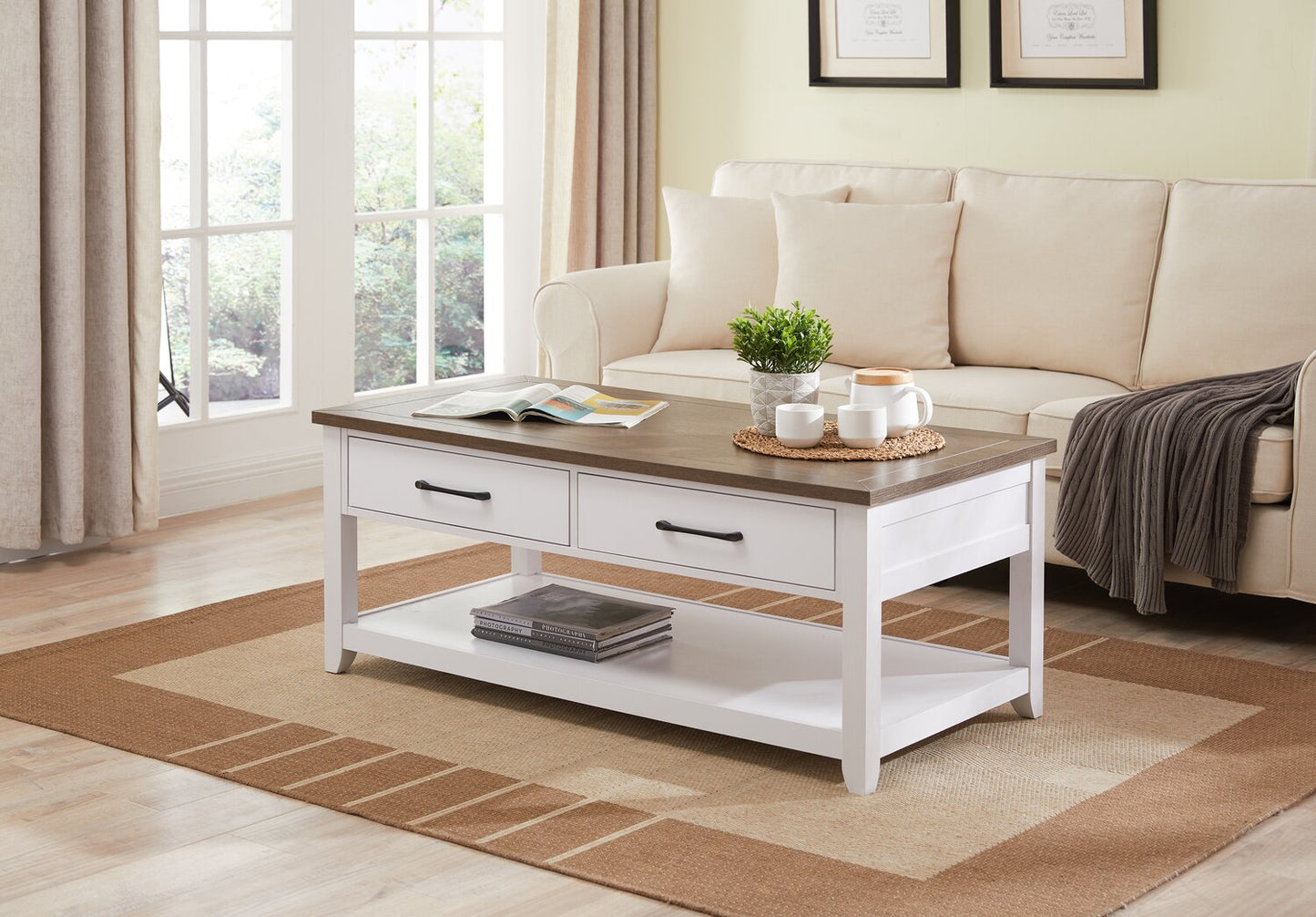 Kort & Co. Logan 23.25" Traditional Coffee Table with Storage and Shelf - White and Walnut Oak |Table à café traditionnelle Logan de Kort & Co. de 23,25 po avec rangement et tablette - blanche et chêne noyer