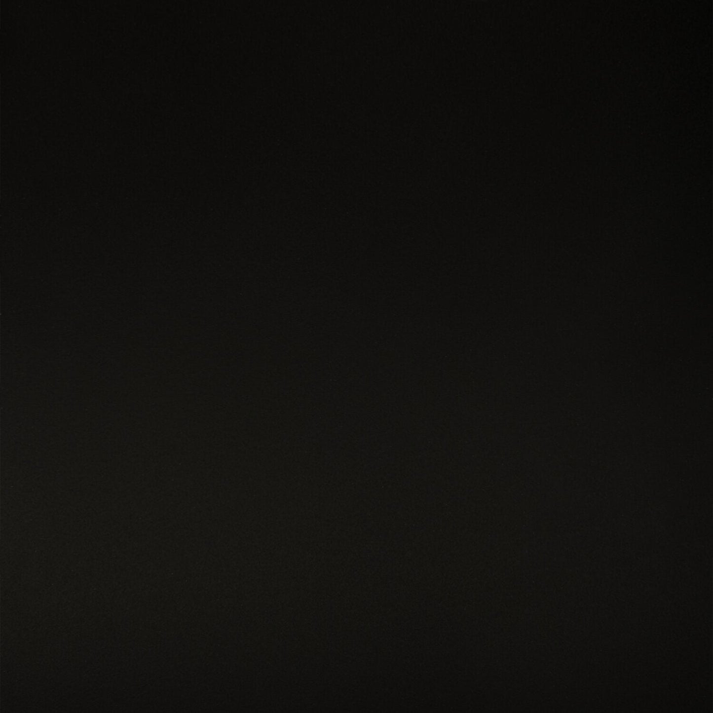 Arlo Bedroom Chest of Drawers, 5-Drawer, 23.6"W x 36.2"H, Made in Canada - Black | Commode verticale Arlo de 23,6 po (L) x 36,2 po (H) à 5 tiroirs pour la chambre à coucher, fabriquée au Canada - noire