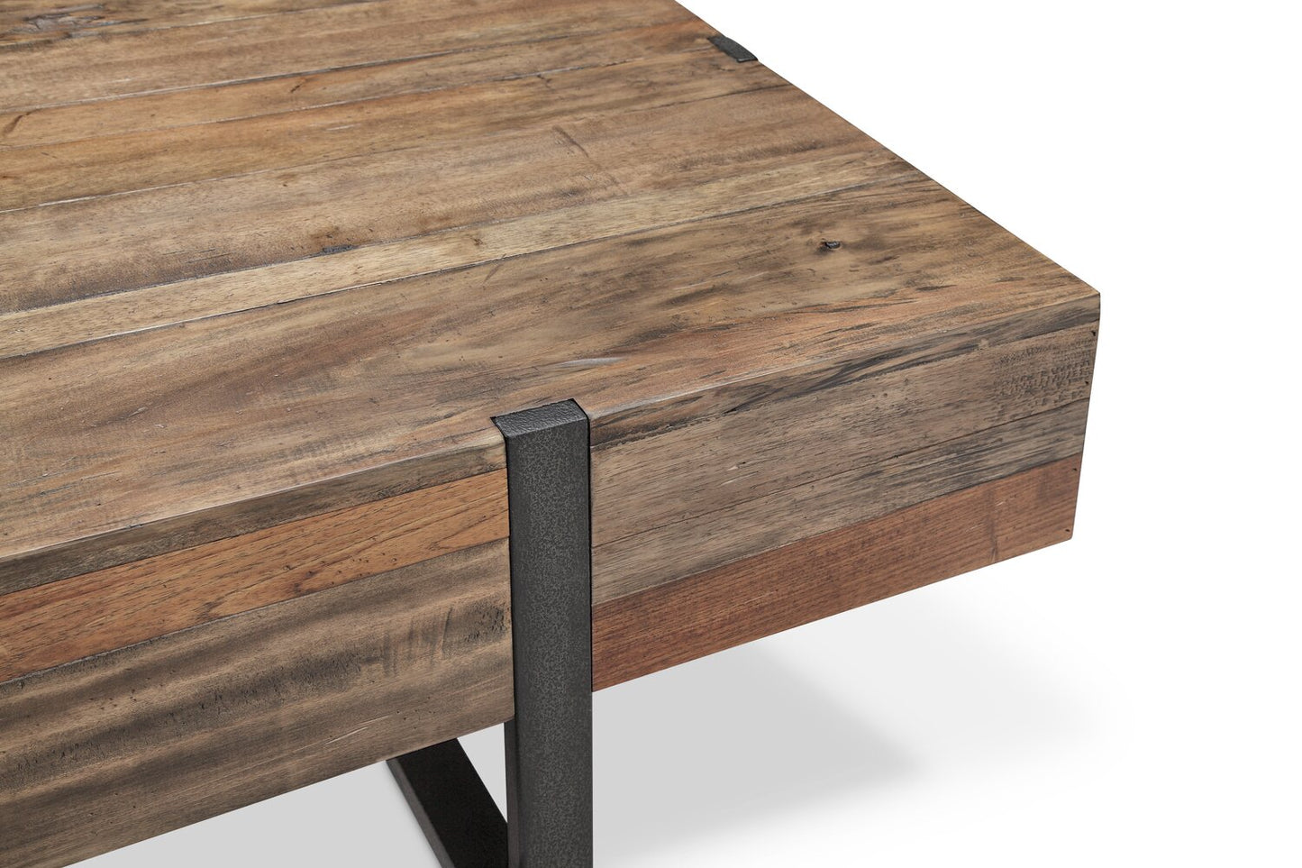 Manchester 54" Rustic Coffee Table with Storage - Brown Wood with Iron Base|Table à café rustique Manchester de 54 po avec rangement - bois brun avec base en fer