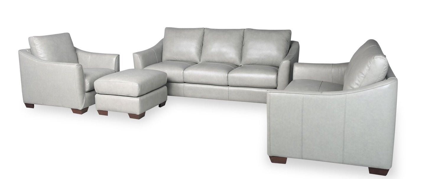 Cindy Crawford Home Royce 84" Genuine Leather Sofa with Removable Cushions and Wood Legs - Dove Grey | Sofa Royce de Cindy Crawford Home de 84 po en cuir véritable avec coussins amovibles et pattes en bois - gris tourterelle