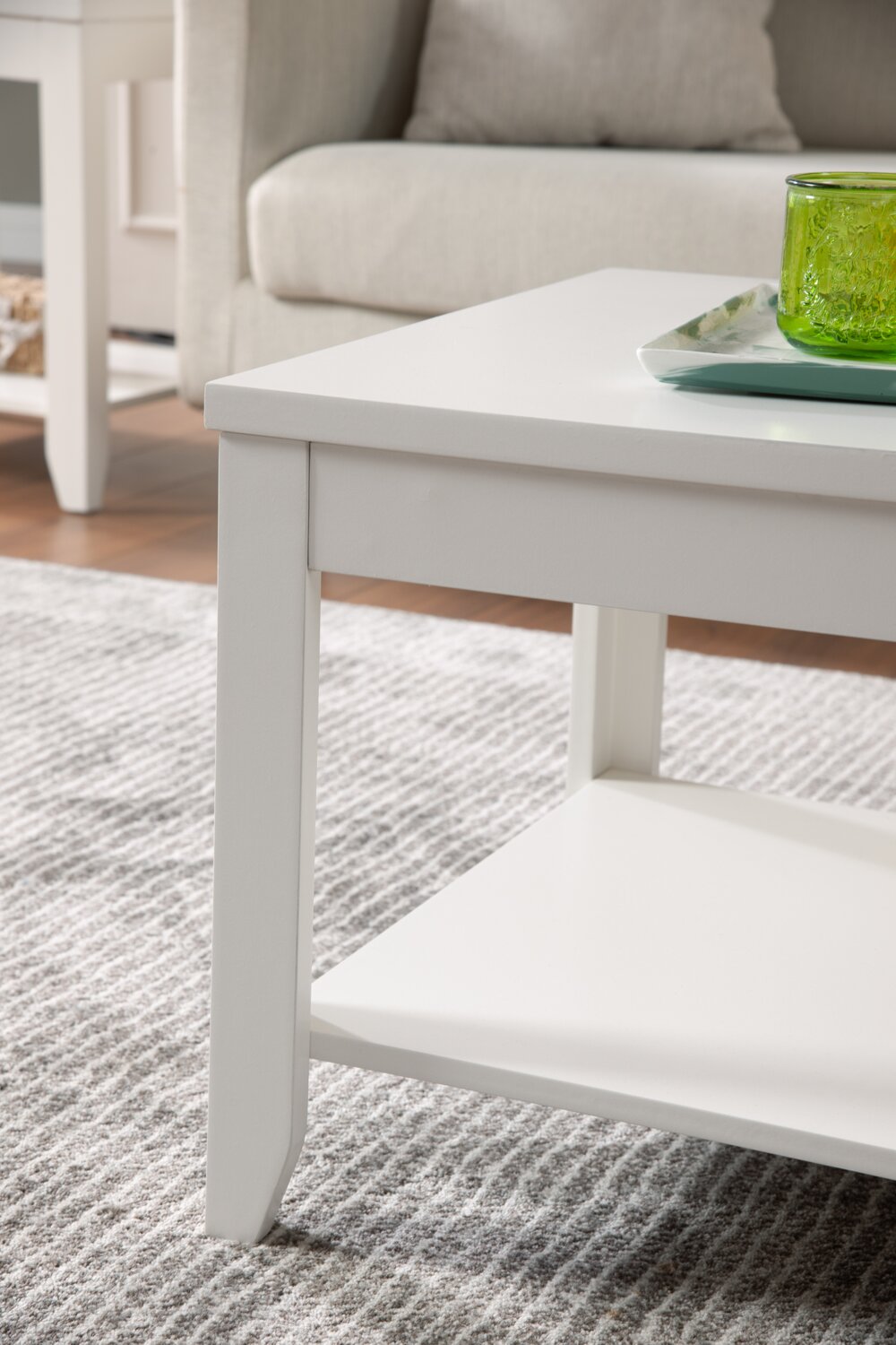 Aspen 47.3" Traditional 3-Pack Coffee + 2 End Tables - White | Ensemble 3 tables traditionnelles Aspen de 47,3 po (table à café et 2 tables de bout) - blanc