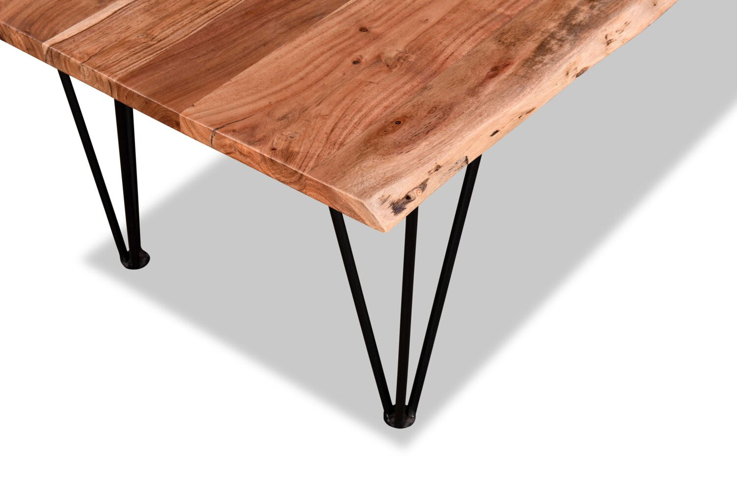 Kaleb 45" Rustic Coffee Table - Brown and Black with Metal Legs|Table à café rustique Kaleb de 45 po - brune et noire avec pattes en métal