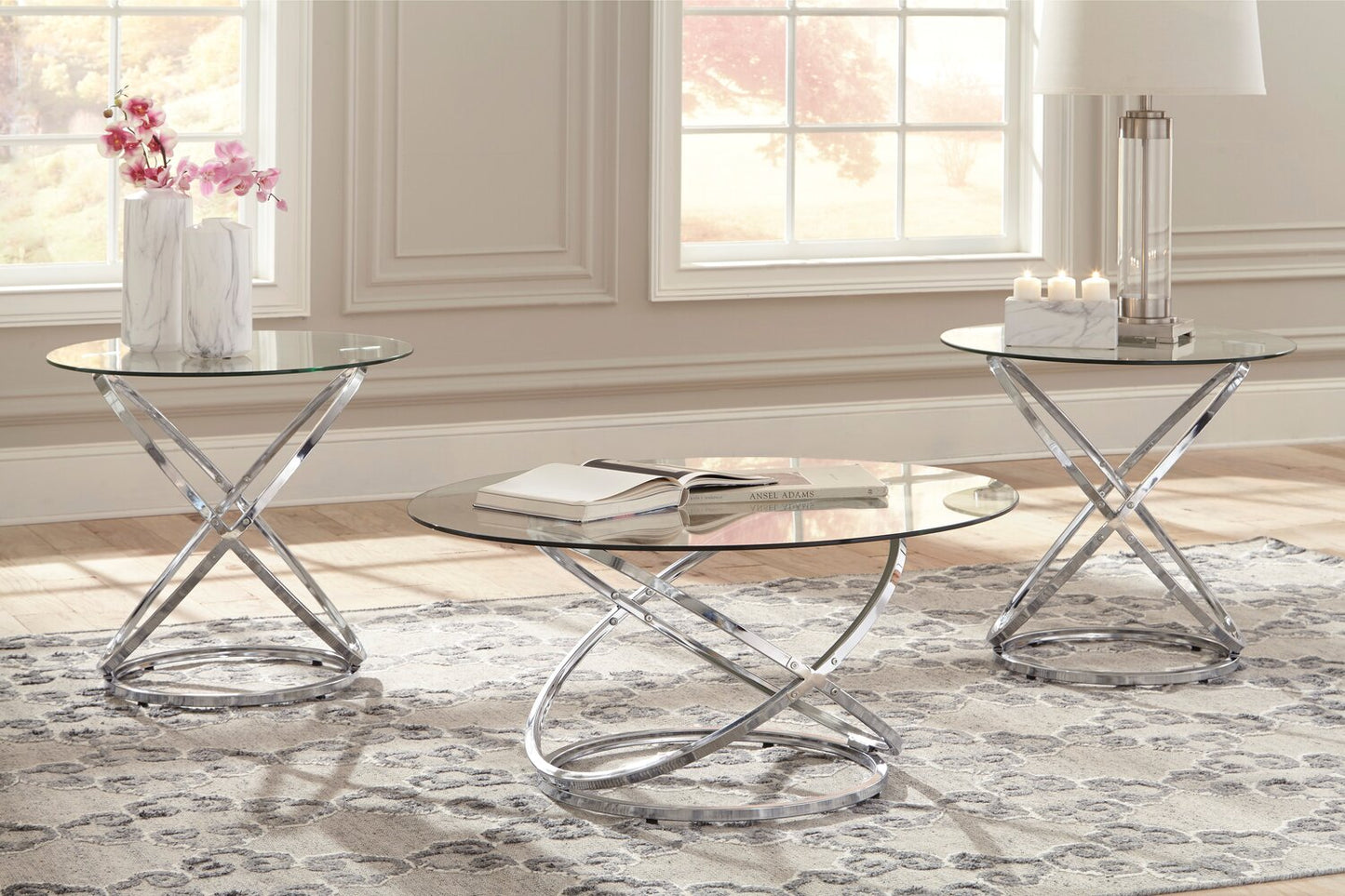 Hollynx 38" Glam Round 3-Pack Coffee + 2 End Tables - Silver Metal Base with Glass Top|Ensemble 3 tables rondes somptueuses Hollynx de 38 po (table à café et 2 tables de bout) - base en métal argenté avec dessus en verre
