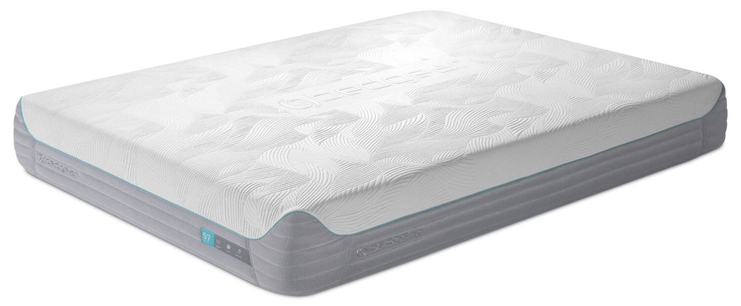 BEDGEAR S7 Smooth Top Plush Queen Mattress | Matelas moelleux à surface lisse S7 de Bedgear pour grand lit