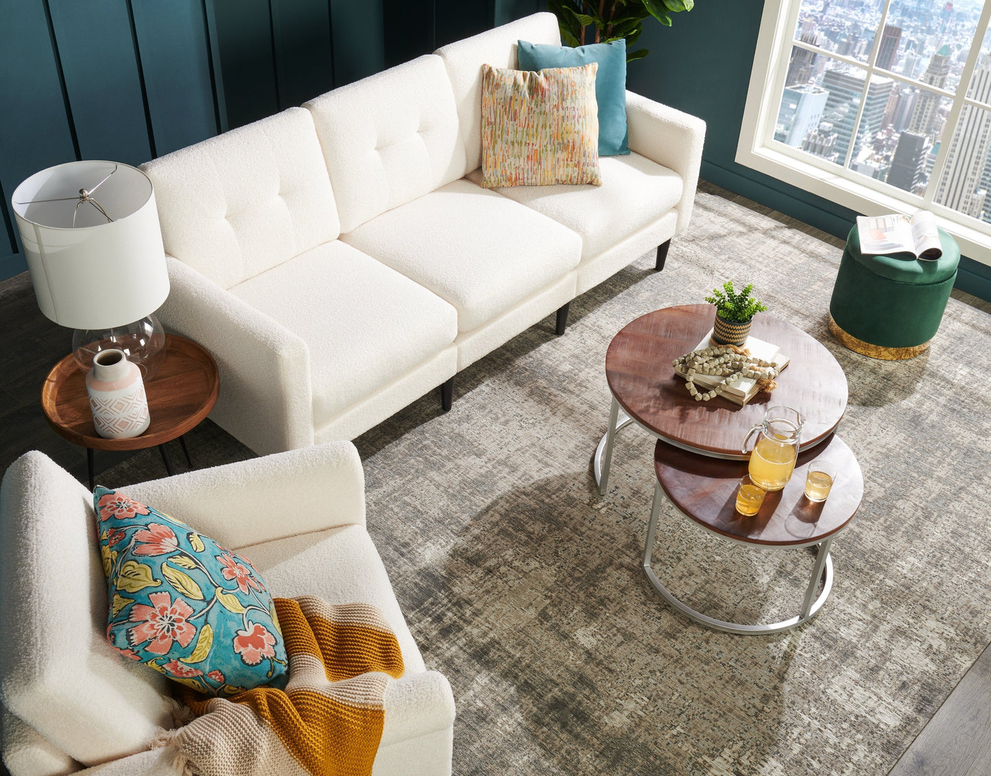 Veranasi 30" Rustic Round Nesting Coffee Tables - Washed Light Brown Wood Top and Iron Legs|Tables à café gigognes rondes rustiques Veranasi de 30 po - dessus en bois brun clair délavé et pattes en fer