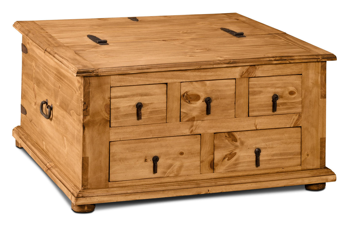Santa Fe Rustico 35.5" Rustic Square Coffee Table with Storage - Natural Pine with Trunk Style|Table à café carrée rustique Santa Fe Rustico de 35,5 po avec rangement - pin naturel avec style coffre
