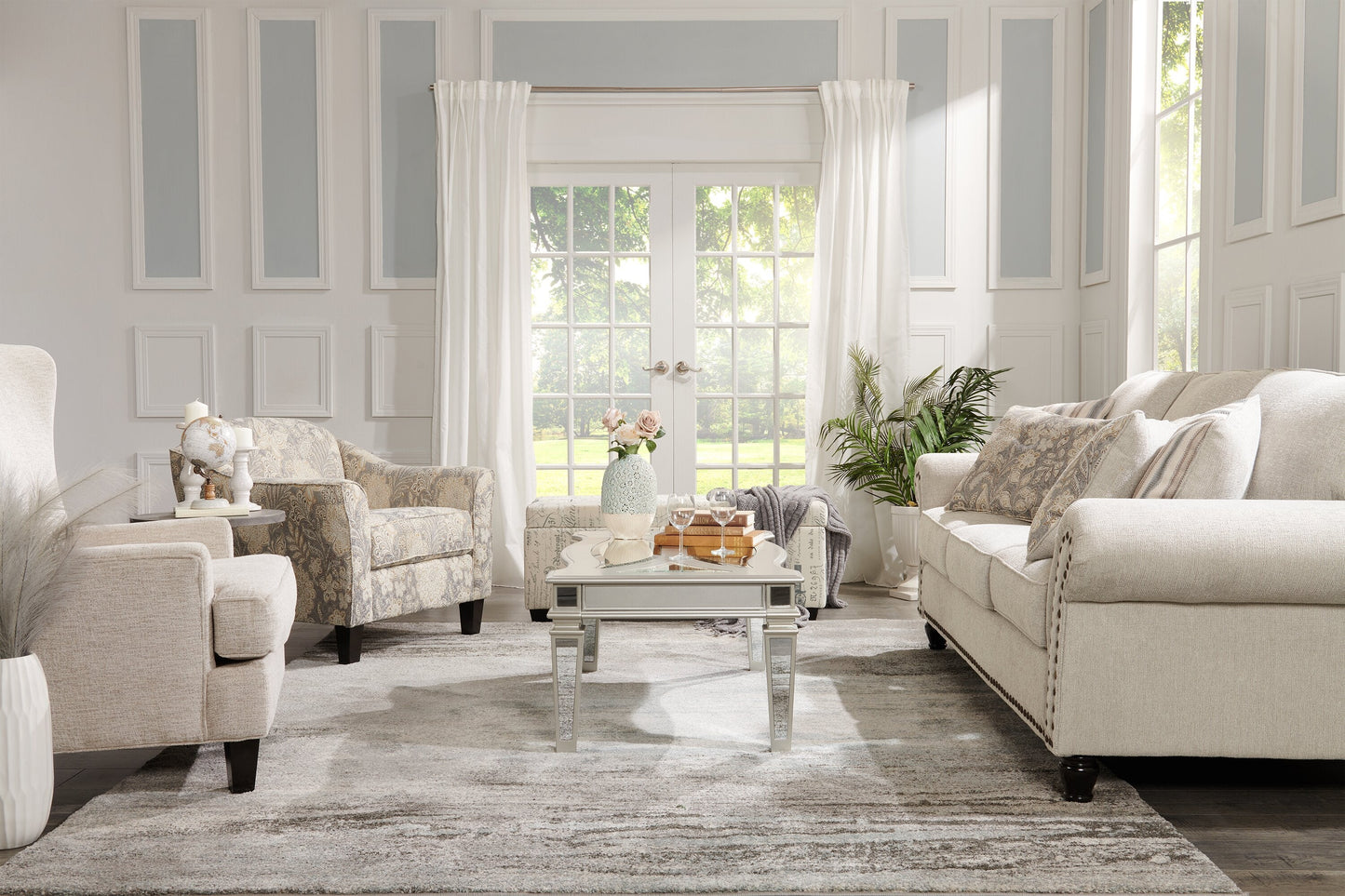 Made in Canada Wynn 93" Chenille Fabric Sofa with Nailhead Trim and Wood Bun Legs - Linen Beige | Sofa Wynn de 93 po fabriqué au Canada en tissu de chenille avec bordure de clous décoratifs et pattes en oignon en bois - beige lin