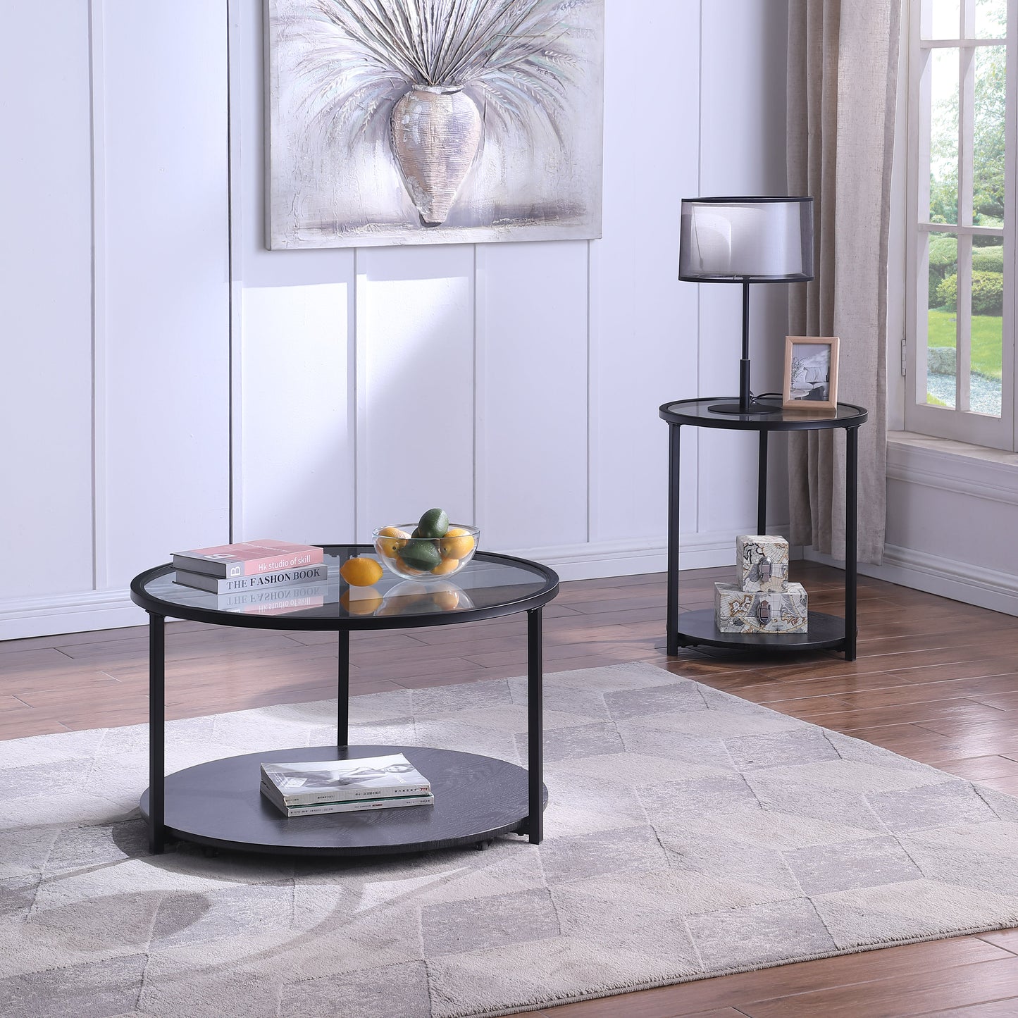 Kendal 31.5" Modern Round Glass Top Coffee Table with Casters - Black | Table à café moderne Kendal ronde de 31,5 po avec dessus en verre - noire
