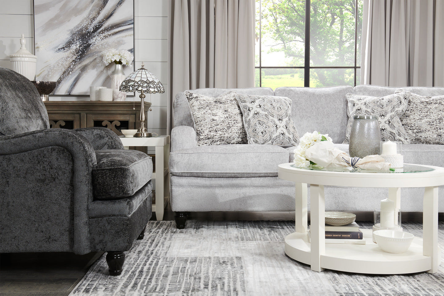 Made in Canada Bellmont 89" Chenille Fabric Sofa with Reversible Cushions and Wood Legs - Platinum Grey | Sofa Bellmont de 89 po fabriqué au Canada en tissu de chenille avec coussins réversibles et pattes en bois - gris platine