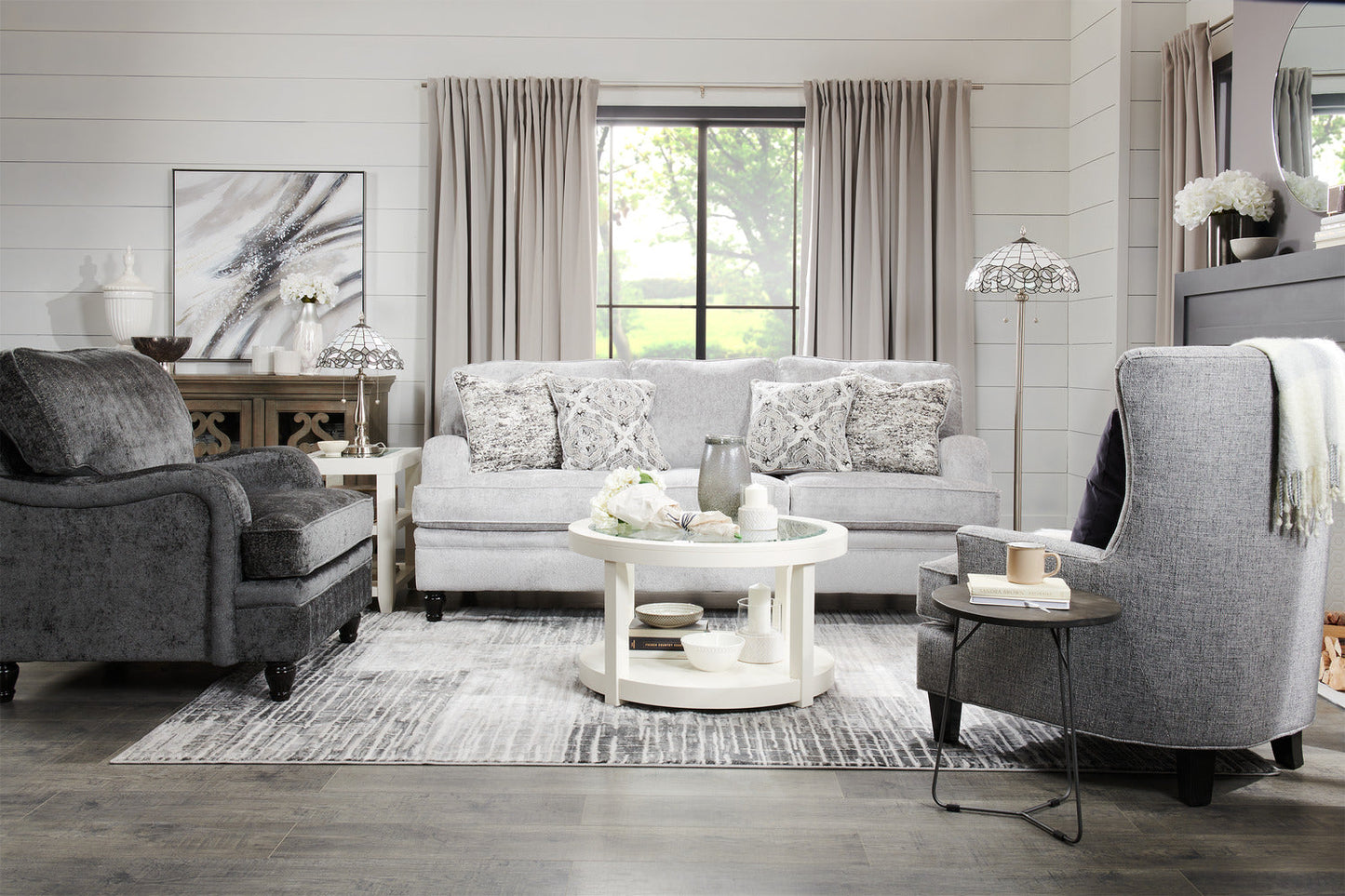 Made in Canada Bellmont 89" Chenille Fabric Sofa with Reversible Cushions and Wood Legs - Platinum Grey | Sofa Bellmont de 89 po fabriqué au Canada en tissu de chenille avec coussins réversibles et pattes en bois - gris platine