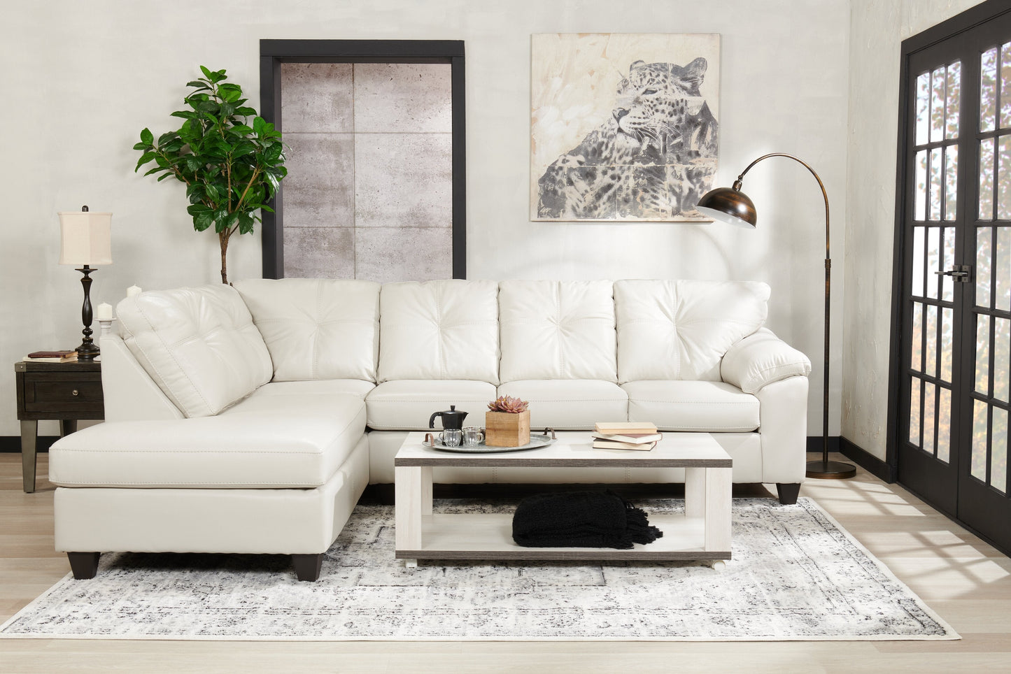 Flynn 47.25" Modern Coffee Table with Shelf and Casters - White and Grey |Table à café moderne Flynn de 47,25 po avec tablette et roulettes - blanche et grise