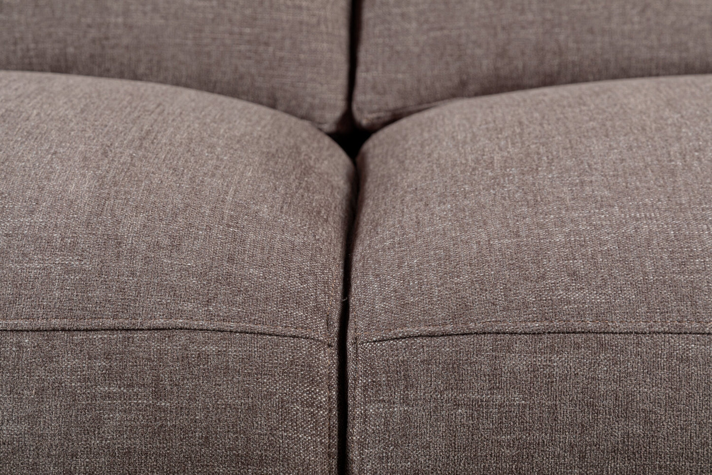 Kort & Co. Lotus 89" Chenille Fabric Sofa with Feather Down Cushions - Coffee Brown | Sofa Lotus de Kort & Co. de 89 po en tissu de chenille avec coussins en duvet et plumes - brun café