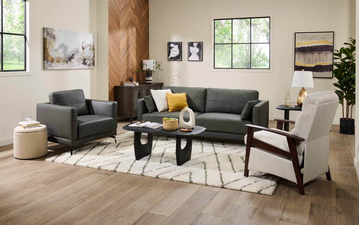 Melrose 84.5" Top-Grain Genuine Leather Sofa with Metal Legs - Grey | Sofa Melrose de 84,5 po en cuir véritable de qualité supérieure avec pattes en métal - gris