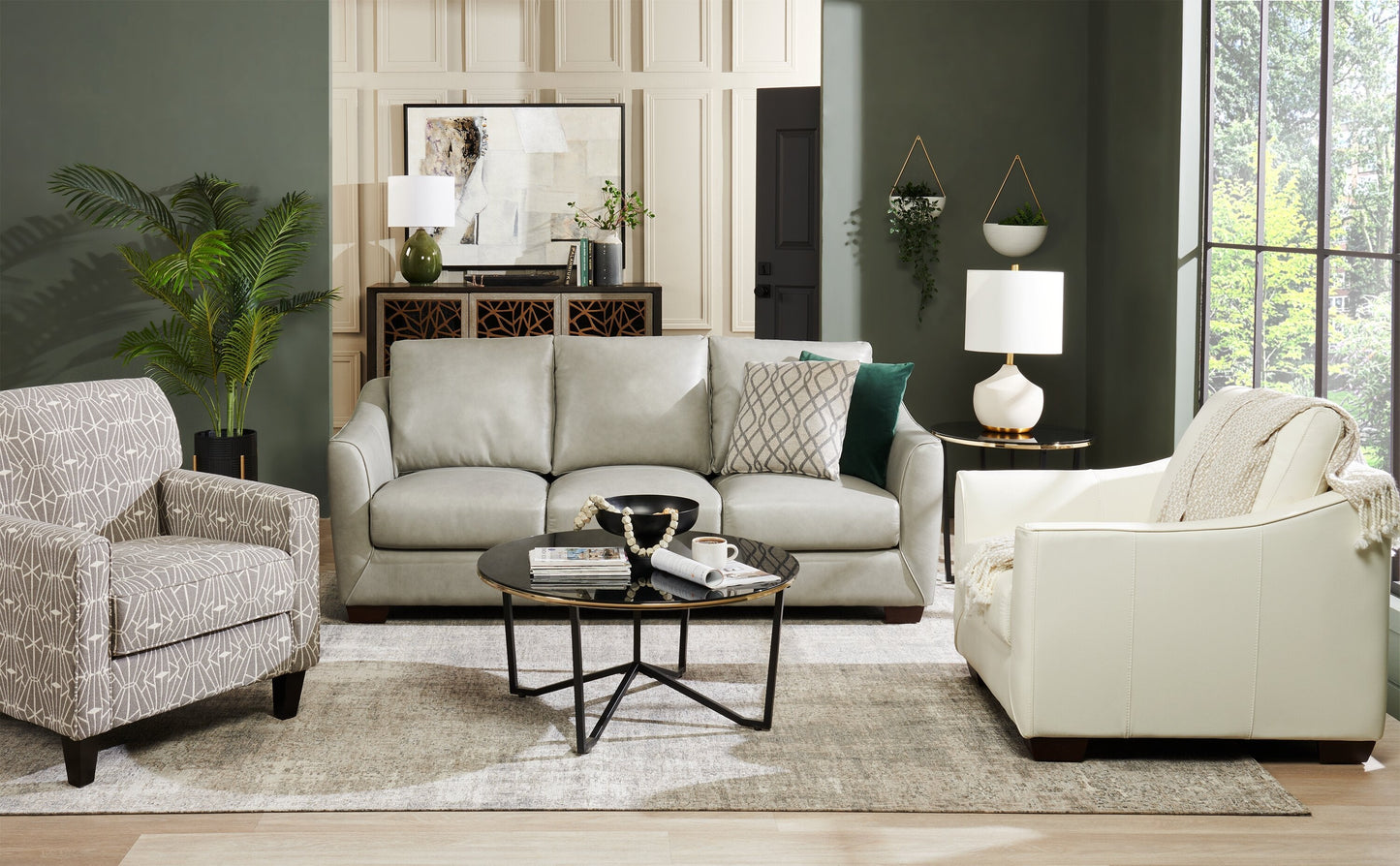 Cindy Crawford Home Royce 84" Genuine Leather Sofa with Removable Cushions and Wood Legs - Dove Grey | Sofa Royce de Cindy Crawford Home de 84 po en cuir véritable avec coussins amovibles et pattes en bois - gris tourterelle