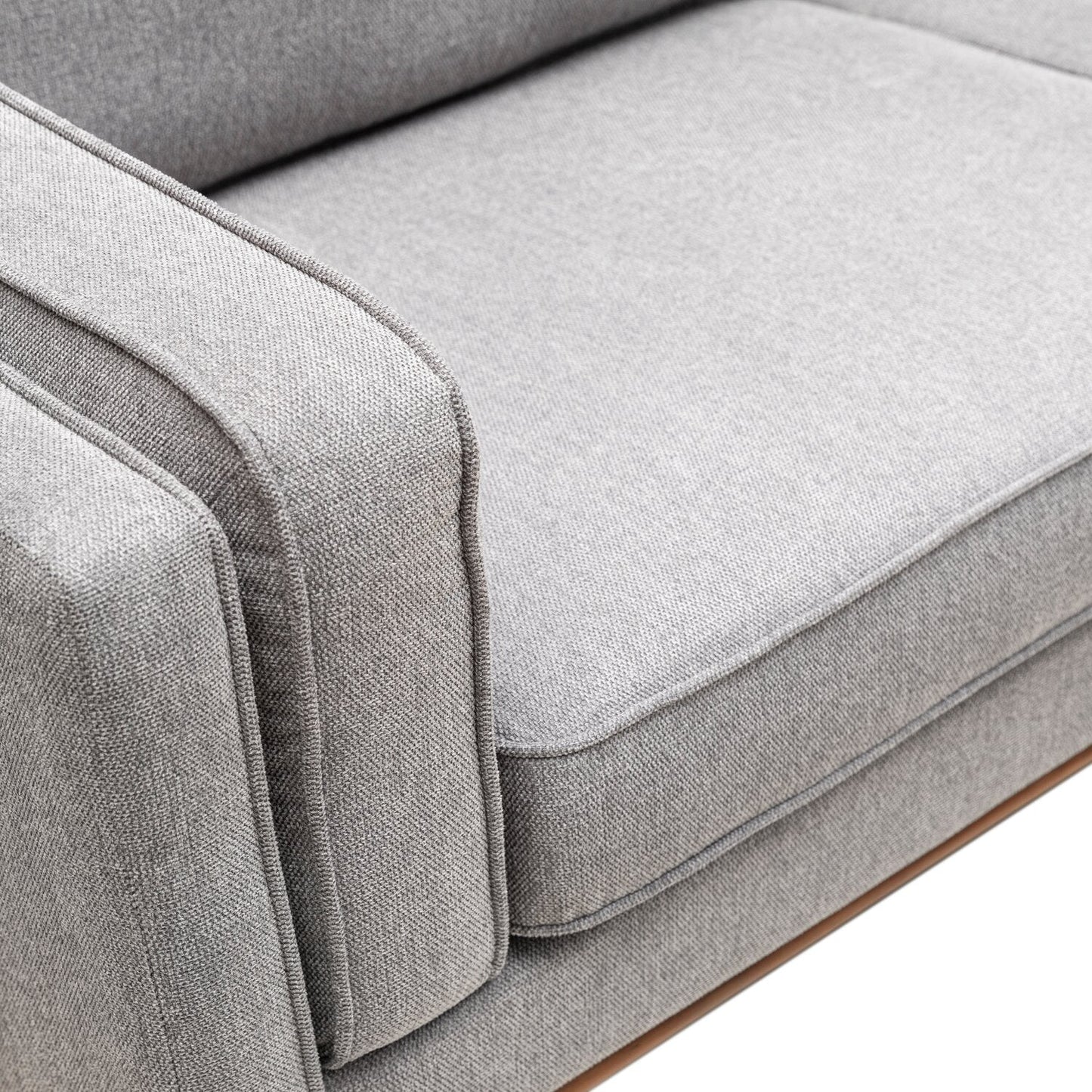 Kort & Co. Kassia 80" Linen-Look Fabric Condo Size Sofa with Wood Base and Legs - Grey | Sofa Kassia de Kort & Co. de 80 po de format condo en tissu d’apparence lin avec base et pattes en bois - gris