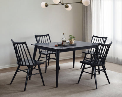 Astro Dining Chair with Curved Spindle-Back - Black | Chaise de salle à manger Astro avec dossier à barreaux en forme de fuseau courbé - noire