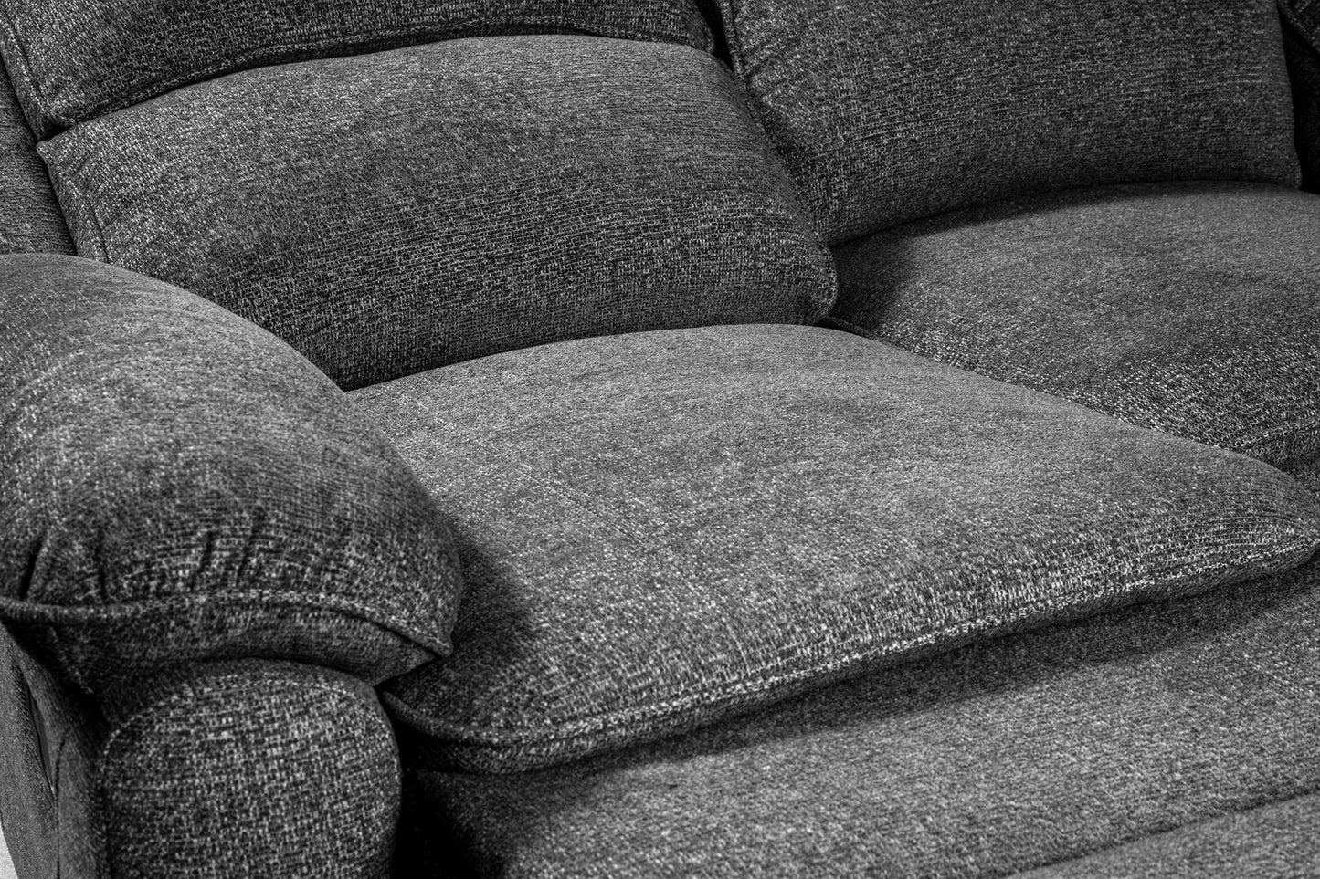 Chandler 82" Chenille Fabric Reclining Sofa - Grey | Sofa inclinable Chandler de 82 po en tissu de chenille - gris