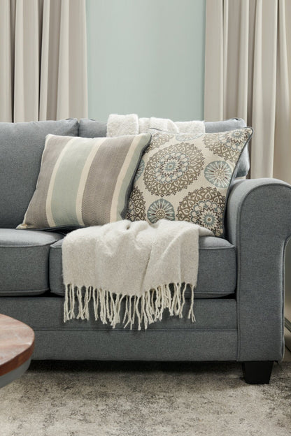 Made in Canada Tula 88" Fabric Sofa with Rolled Arms and Accent Pillows - Steel Grey | Sofa Tula de 88 po fabriqué au Canada en tissu avec accoudoirs enroulés et coussins décoratifs - gris acier