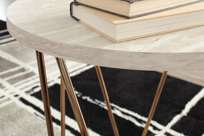 Tarica 47" Modern Oval 3-Pack Coffee + 2 End Tables - Cream and Gold with Metal Legs|Ensemble 3 tables ovales modernes Tarica de 47 po (table à café et 2 tables de bout) - crème et doré avec pattes en métal