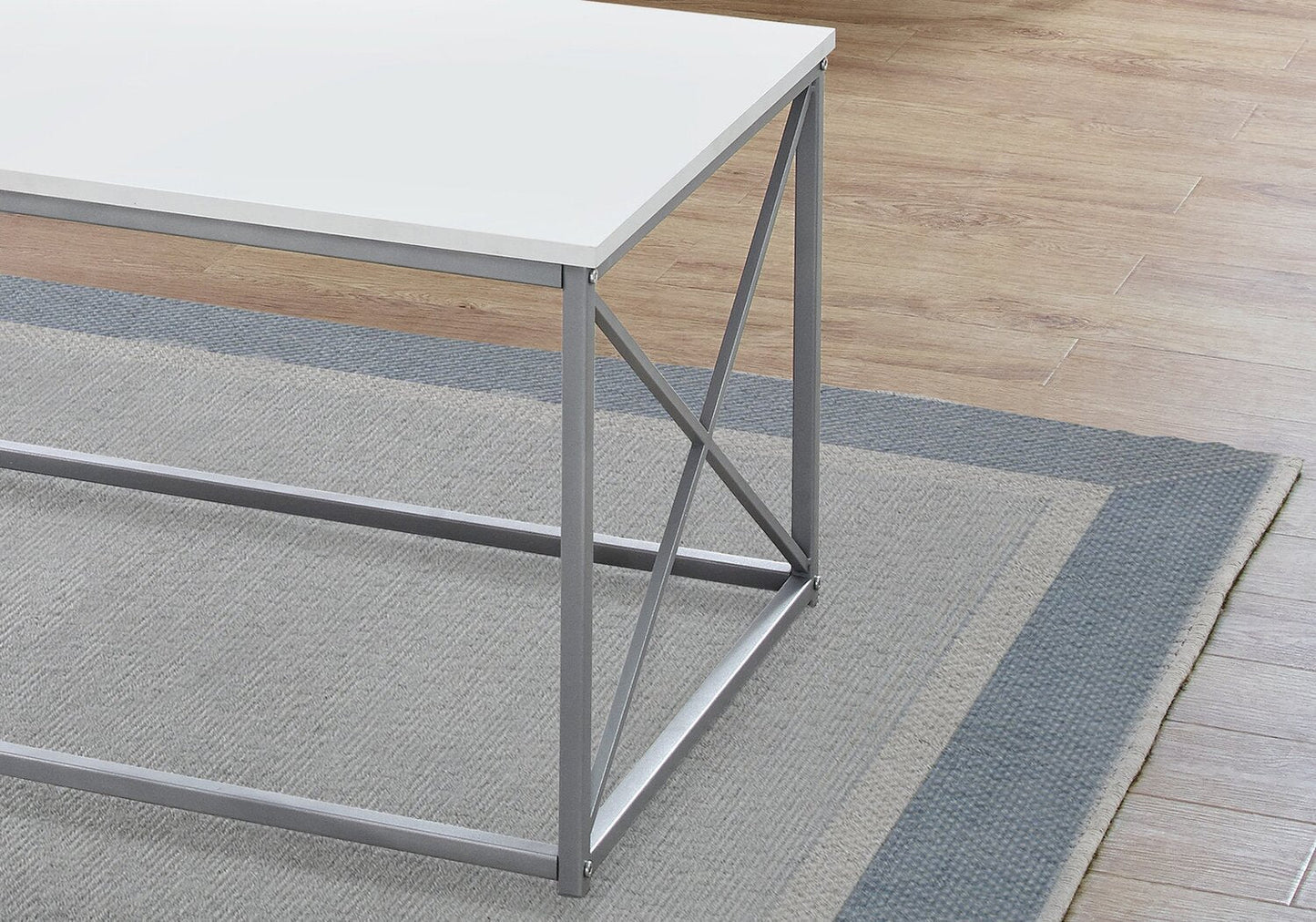 Kasey 42.25" Modern 3-Pack Coffee + 2 End Tables - White with Grey Metal Base|Ensemble 3 tables modernes Kasey de 42,25 po (table à café et 2 tables de bout) - blanc avec base en métal gris