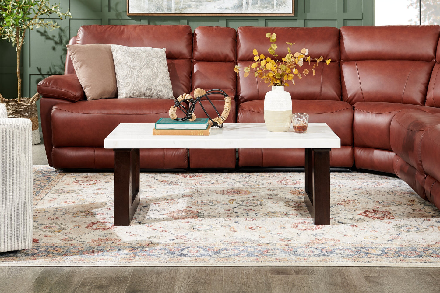 Silvia 48" Modern Coffee Table - White and Grey Marble Look with Brown Wood Legs|Table à café moderne Silvia de 48 po - imitation de marbre blanc et gris avec pattes en bois brun